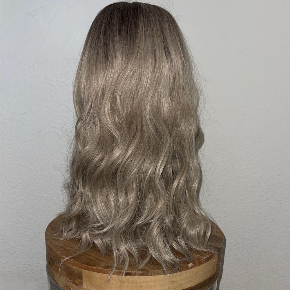 Glam Wavy Lace Wig – 22” Blonde Blend with Dark Roots, Soft & Natural # Q - Picture 2 of 15